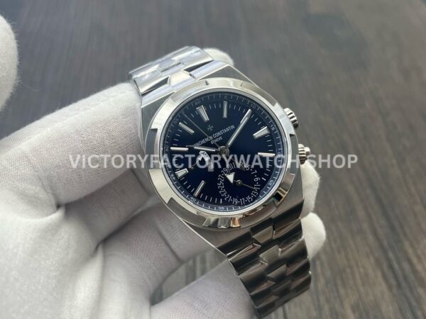 MKF Factory Vacheron Constantin Overseas Dual Time 7900V-110A-B334 Blue Dial (2) MKF Factory Vacheron Constantin Overseas Dual Time 7900V/110A-B334 41mm Blue Dial