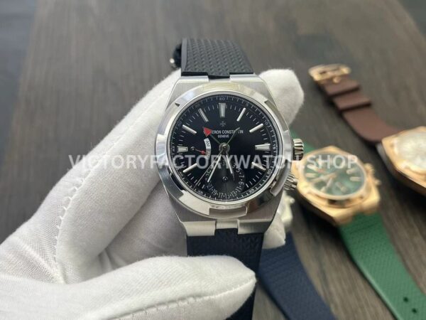 MKF Factory Vacheron Constantin Overseas Dual Time 7900V-110A-B546 Rubber Strap Black Dial (5) MKF Factory Vacheron Constantin Overseas Dual Time 7900V 110A B546 41mm rubber strap black dial replica watch