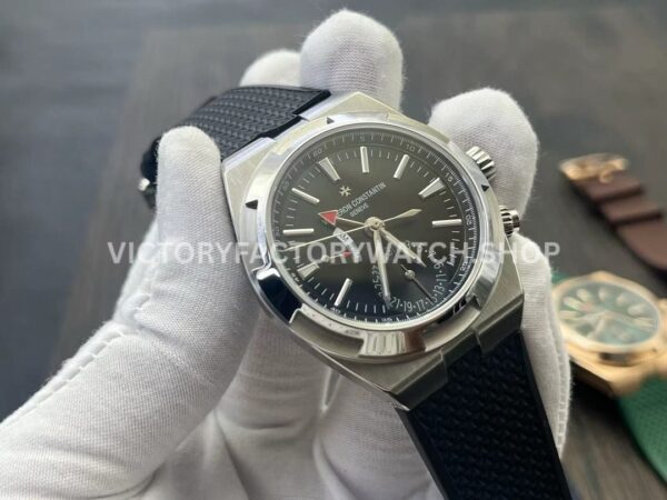 MKF Factory Vacheron Constantin Overseas Dual Time 7900V-110A-B546 Rubber Strap Black Dial (6) MKF Factory Vacheron Constantin Overseas Dual Time 7900V/110A-B546 41mm Rubber Strap Black Dial