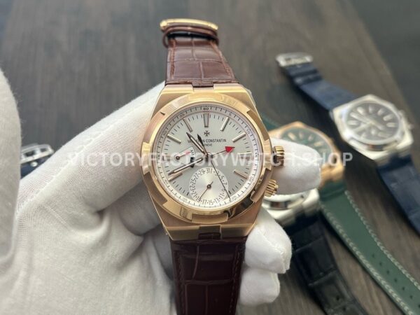 MKF Factory Vacheron Constantin Overseas Dual Time 7900V000R-B336 Leather Strap Rose Gold Silver Dial (10) MKF Factory Vacheron Constantin Overseas Dual Time 7900V 000R B336 41mm rose gold leather strap silver dial replica watch
