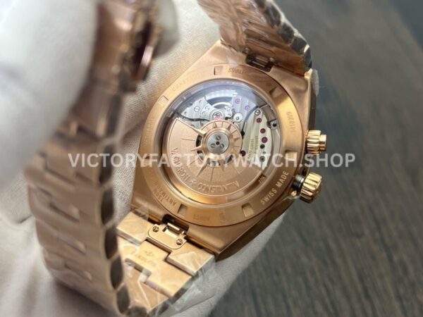 MKF Factory Vacheron Constantin Overseas Dual Time 7900V000R-B336 Rose Gold Silver Dial (8) MKF Factory Vacheron Constantin Overseas Dual Time 7900V/000R-B336 41mm Full Rose Gold Silver Dial
