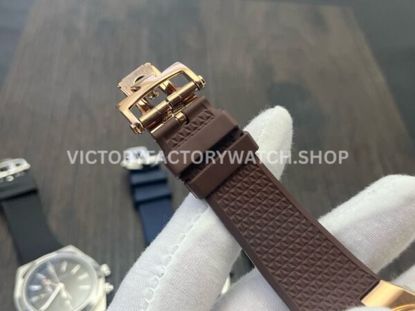 MKF Factory Vacheron Constantin Overseas Dual Time 7900V000R-B336 Rubber Strap Rose Gold Silver Dial (10) MKF Factory Vacheron Constantin Overseas Dual Time 7900/V000R-B336 41mm Rubber Strap Rose Gold Silver Dial