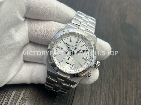 MKF Factory Vacheron Constantin Overseas Dual Time 7900V110A-B333 Silver Dial (3) MKF Factory Vacheron Constantin Overseas Dual Time 7900V/110A-B333 41mm Silver Dial