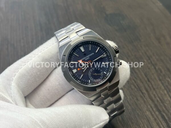 MKF Factory Vacheron Constantin Overseas Dual Time 7910V000T-B922 Gray Blue Dial (9) MKF Factory Vacheron Constantin Overseas Dual Time 7910V/000T-B922 41mm Gray Blue Dial