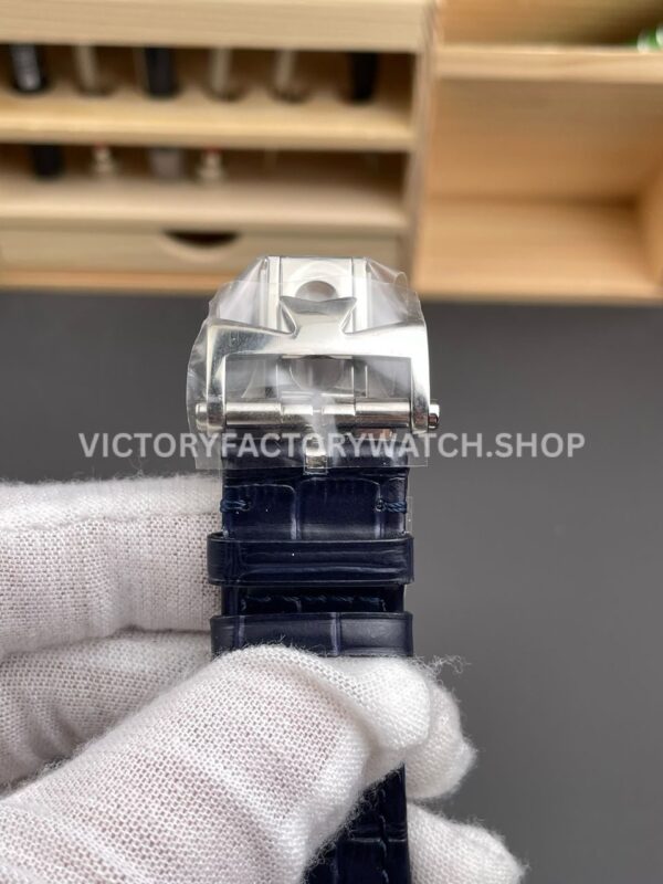 MKS Factory Vacheron Constantin Overseas 47040000A-9008 Leather Strap Arabic Numerals Blue Dial (3) MKS Factory Vacheron Constantin Overseas 47040/000A-9008 Leather Strap Arabic Numerals Blue Dial