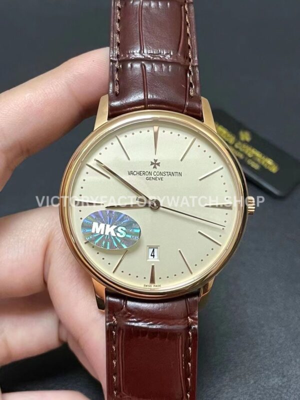 MKS Factory Vacheron Constantin Patrimony 85180-000R-9248 40mm Rose Gold Leather Strap White Dia (3) MKS Factory Vacheron Constantin Patrimony 85180 000R 9248 40mm rose gold leather strap white dial replica watch