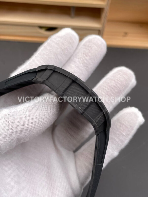 New Factory Richard Mille RM 35-01 42.7mm Black Carbon Fiber Black Rubber Strap Skeletonized Dial