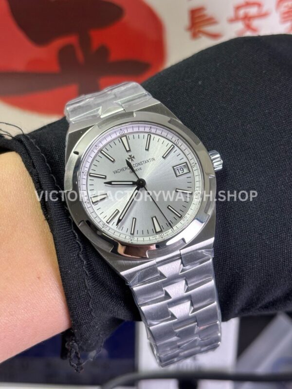 PPF Factory Vacheron Constantin Overseas 4500V110A-B1412 41mm Rubber Strap Silver Dial (8) PPF Factory Vacheron Constantin Overseas 4500V/110A-B1412 41mm Full Steel Silver Dial
