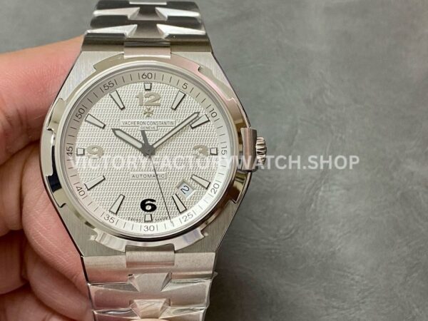 PPF Factory Vacheron Constantin Overseas 47040 B01A 9093 42mm full steel Arabic numerals silver dial replica watch