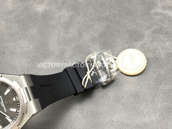 PPF Factory Vacheron Constantin Overseas 47040000W-9500 Rubber Strap Arabic Numerals Grey Dial (5) PPF Factory Vacheron Constantin Overseas 47040/000W-9500 Rubber Strap Arabic Numerals Grey Dial