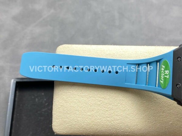 R7 Factory Richard Mille RM35-02 44.5mm Carbon Fiber Blue Rubber Strap Skeletonized Dial (7) R7 Factory Richard Mille RM 35-02 44.5mm Carbon Fiber Blue Rubber Strap Skeletonized Dial
