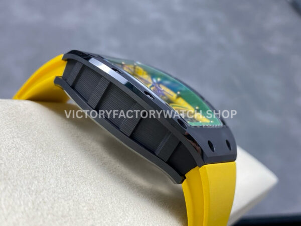 RM811C~1 RM Factory Richard Mille RM 61-01 42.7mm Carbon Fiber Yellow Rubber Strap Yellow And Green Skeleton Dial