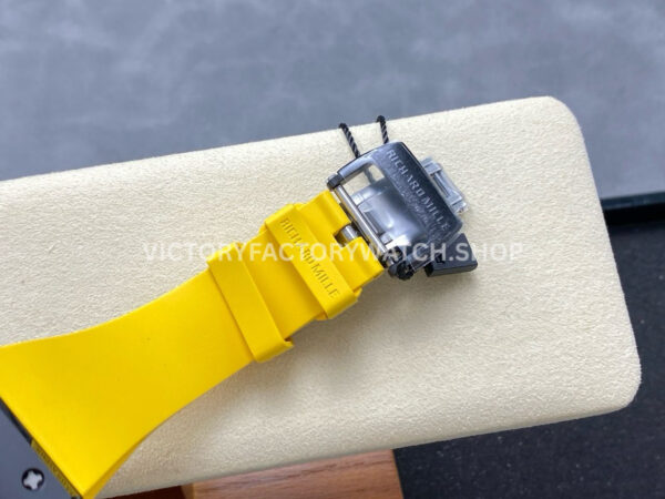 RM899B~1 RM Factory Richard Mille RM 61-01 42.7mm Carbon Fiber Yellow Rubber Strap Yellow And Green Skeleton Dial