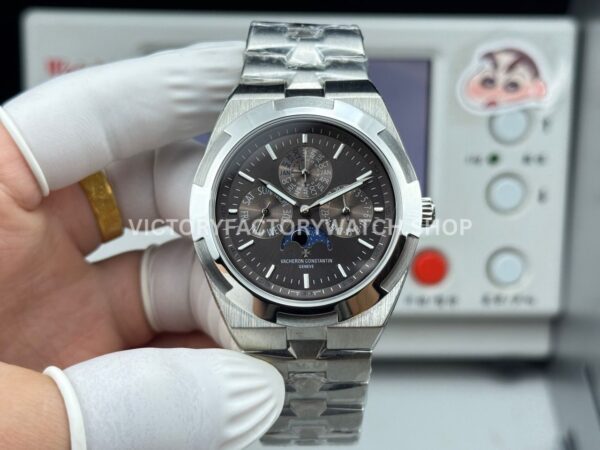 TW Factory Vacheron Constantin Overseas Perpetual Calendar 4300V 120G B102 41.5mm full steel grey dial replica watch
