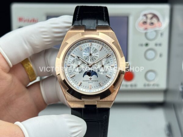TW Factory Vacheron Constantin Overseas Perpetual Calendar 4300V 120R B064 41.5mm rose gold leather strap silver dial replica watch
