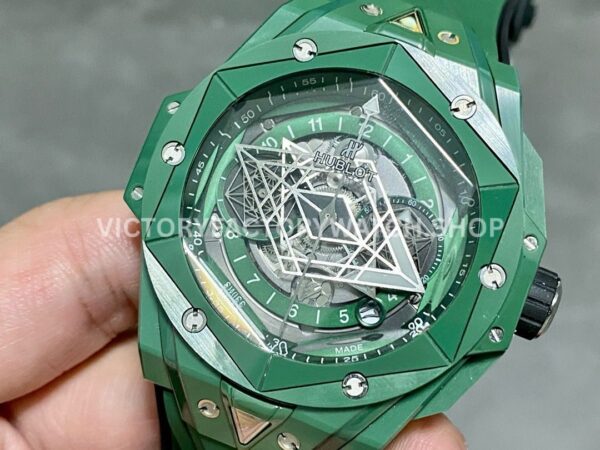 BBF Factory Hublot Big Bang Sang Bleu II 45mm 418.GX.5207.RX.MXM22 Green Ce (1) BBF Factory Hublot Big Bang Sang Bleu II 418.GX.5207.RX.MXM22 45mm Green Ceramics Green Rubber Strap Green Skeletonized Dial