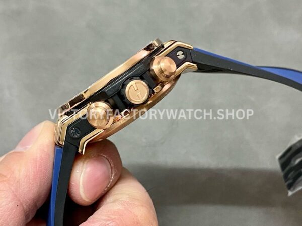 BBF Factory Hublot Big Bang Unico 42mm 441.OX.5181.RX Rose Gold Blue Rubber Strap Blue Dial (5) BBF Factory Hublot Big Bang Unico 42mm 421.NX.5170.RX Titanium Blue Rubber Strap Skeletonized Blue Dial
