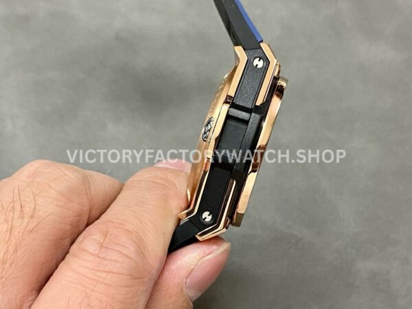 BBF Factory Hublot Big Bang Unico 42mm 441.OX.5181.RX Rose Gold Blue Rubber Strap Blue Dial (8) BBF Factory Hublot Big Bang Unico 42mm 421.NX.5170.RX Titanium Blue Rubber Strap Skeletonized Blue Dial