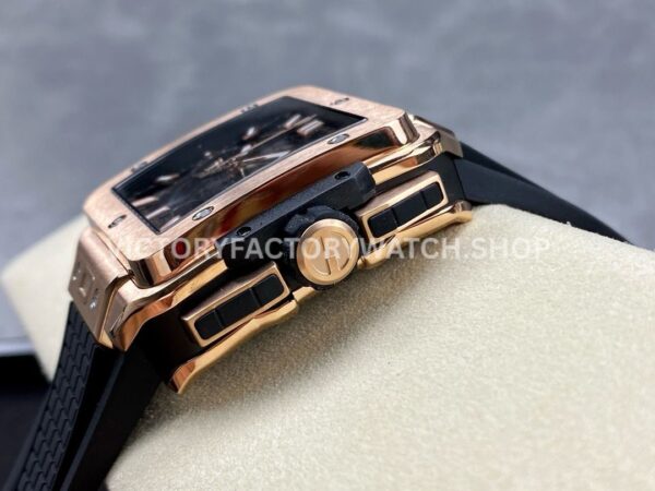 BBF Factory Hublot Square Bang 821.OX.0180.RX 42mm Rose Gold Rubber Strap Skeletonized Dial (3) BBF Factory Hublot Square Bang 821.OX.0180.RX 42mm Rose Gold Rubber Strap Skeletonized Dial