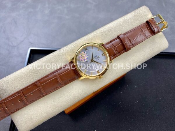 GT Factory Omega De Ville Prestige 424.53.40.20.52.001 39.5mm Gold Leather Strap Gold Roman Number (4) GT Factory Omega De Ville Prestige 424.53.40.20.52.001 39.5mm Yellow Gold Leather Strap Gold Roman Number Silver Dial