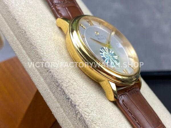 GT Factory Omega De Ville Prestige 424.53.40.20.52.001 39.5mm Gold Leather Strap Gold Roman Number GT Factory Omega De Ville Prestige 424.53.40.20.52.001 39.5mm Yellow Gold Leather Strap Gold Roman Number Silver Dial