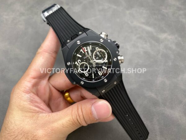 HB Factory Hublot Big Bang Unico 411.CI.1170.RX 45mm Black Ceramics Black Rubber Strap Black Skeletonized Dial