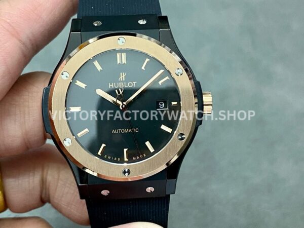HB Factory Hublot Classic Fusion 542.CO.1181.RX 42mm rubber strap rose gold bezel black dial replica watch