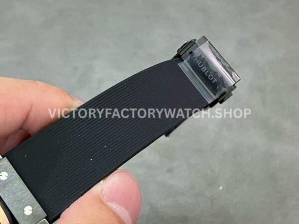 HB Factory Hublot Classic Fusion 542.CO.1181.RX 42mm Rubber Strap Rose Gold Bezel Black Dial