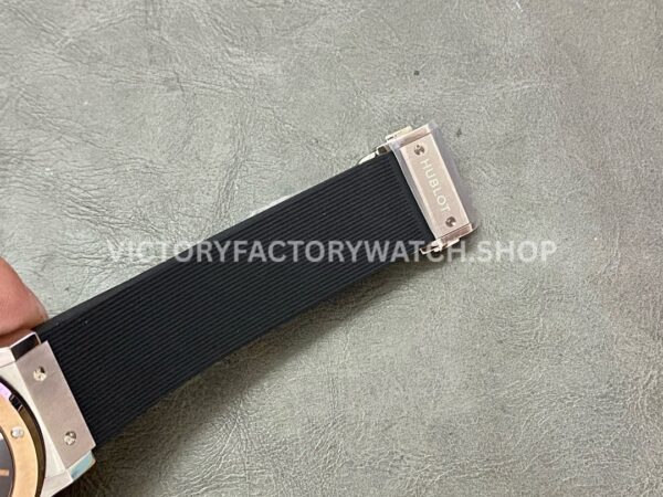 HB Factory Hublot Classic Fusion 542.NO.1181.LR 42mm Rubber Strap Rose Gold Bezel Black Dial