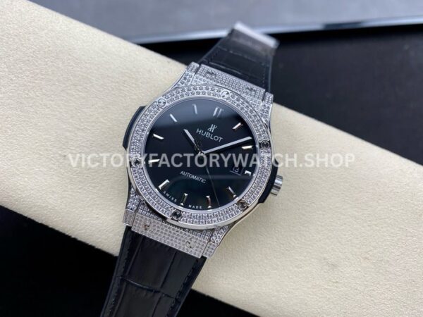 HB Factory Hublot Classic Fusion 542.NX.1171.LR.1704 42mm Full Diamond Leather Strap Black Dial