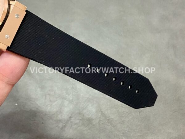 HB Factory Hublot Classic Fusion 542.OX.1181.RX 42mm Rose Gold Rubber Strap Black Dial