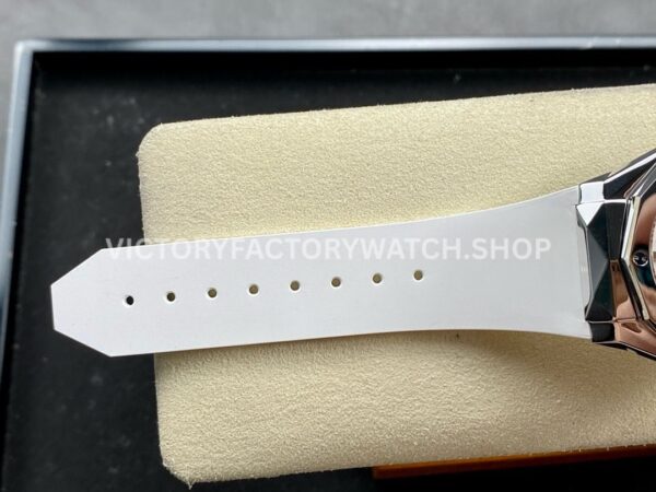 HB Factory Hublot Classic Fusion 550.NS.2200.RW.ORL20 40mm Steel White Rubber Strap White Dial