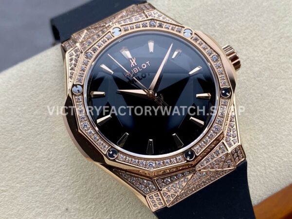 HB Factory Hublot Classic Fusion 550.OS.1800.RX.1604.ORL19 40mm Rose Gold Black Rubber Strap Diamond Bezel Black Dial