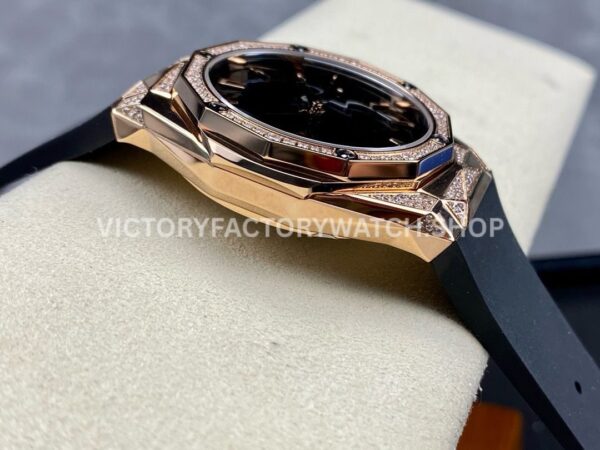 HB Factory Hublot Classic Fusion 550.OS.1800.RX.1804.ORL19 40mm Diamond Rose Gold Black Rubber Strap Black Dial
