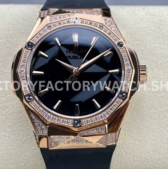 HB Factory Hublot Classic Fusion 550.OS.1800.RX.1804.ORL19 40mm diamond rose gold black rubber strap black dial replica watch
