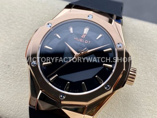 HB Factory Hublot Classic Fusion 550.OS.1800.RX.ORL19 40mm Rose Gold Black Rubber Strap Black Dial