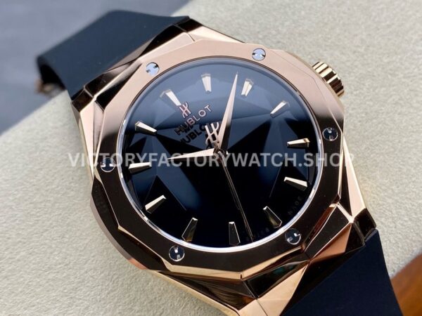 HB Factory Hublot Classic Fusion 550.OS.1800.RX.ORL19 40mm Rose Gold Black Rubber Strap Black Dial
