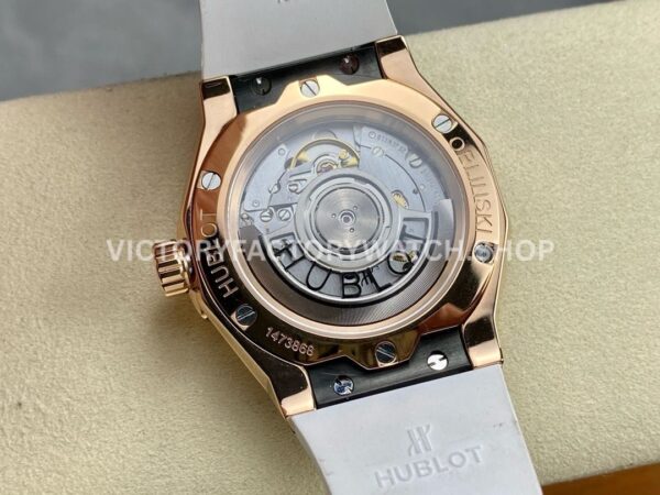 HB Factory Hublot Classic Fusion 550.OS.2200.RW.1604.ORL20 40mm Rose Gold White Rubber Strap Diamond Bezel White Dial