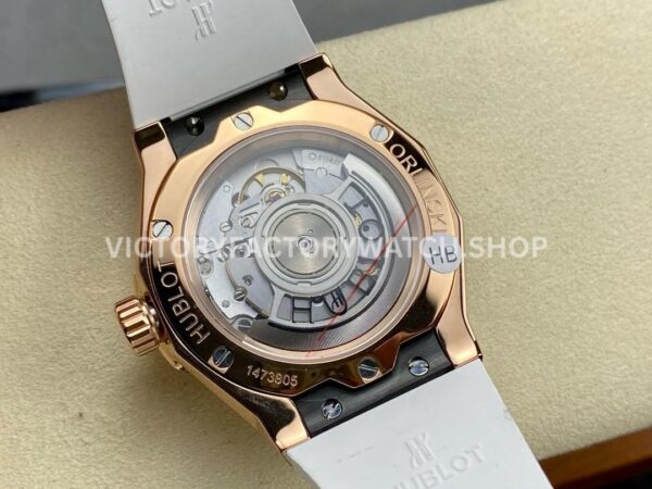 HB Factory Hublot Classic Fusion 550.OS.2200.RW.ORL20 40mm Rose Gold White Rubber Strap White Dial
