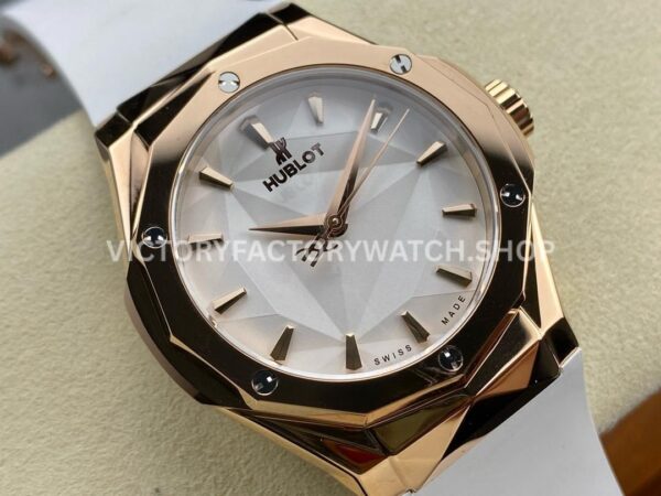 HB Factory Hublot Classic Fusion 550.OS.2200.RW.ORL20 40mm Rose Gold White Rubber Strap White Dial