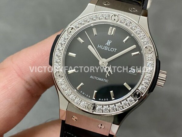 HB Factory Hublot Classic Fusion 565.NX.1470.RX.1204 38mm Steel Leather Strap Diamond Bezel Black Dial