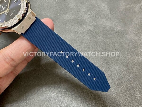 HB Factory Hublot Classic Fusion 565.NX.7170.RX.1204 38mm Steel Blue Rubber Strap Diamond Beze Blue Dial