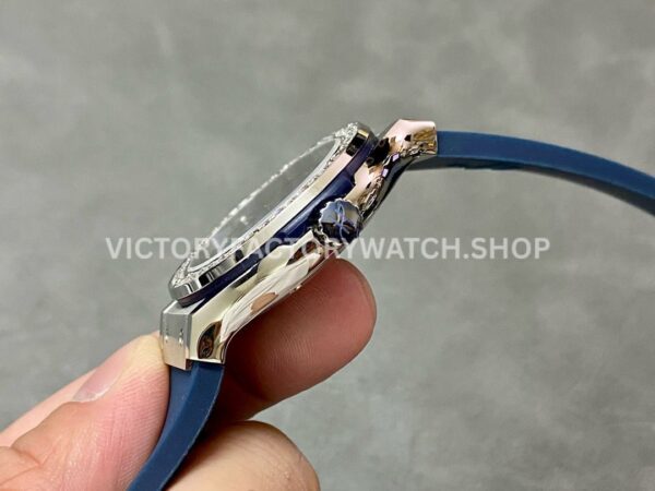 HB Factory Hublot Classic Fusion 565.NX.7170.RX.1204 38mm Steel Blue Rubber Strap Diamond Beze Blue Dial