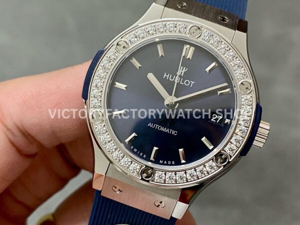 HB Factory Hublot Classic Fusion 565.NX.7170.RX.1204 38mm Steel Blue Rubber Strap Diamond Beze Blue Dial