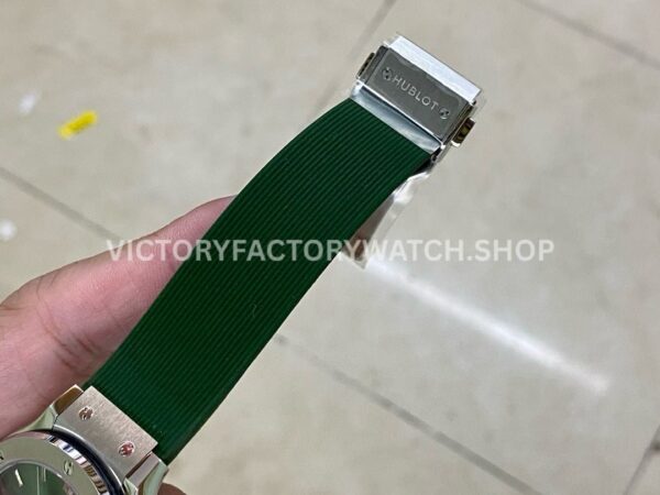 HB Factory Hublot Classic Fusion 565.NX.8970.RX 38mm Steel Rubber Strap Green Dial