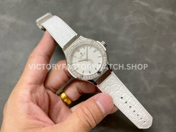 HB Factory Hublot Classic Fusion 582.NX.2610.RX.1204 38mm Steel Leather Strap Diamond Bezel White Dial