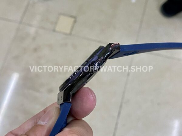 HB Factory Hublot Classic Fusion Blue 511.CM.7170.RX 42mm Rubber Strap Ceramic Bezel Blue Dial