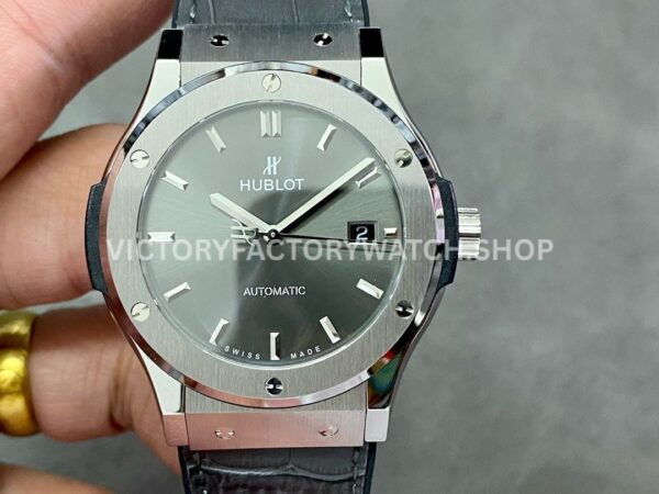 HB Factory Hublot Classic Fusion Racing Grey 542.NX.7071.LR 42mm grey leather strap titanium bezel grey dial replica watch