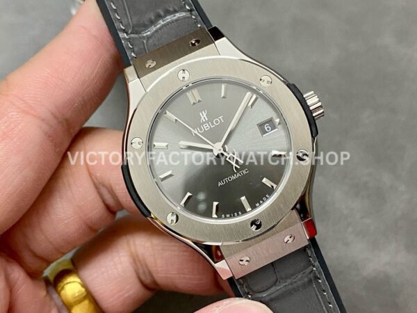 HB Factory Hublot Classic Fusion Racing Grey 565.NX.7071.LR 38mm Steel Leather Strap Grey Dial