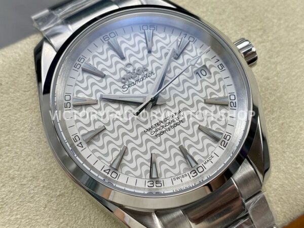 N1 Factory Omega Seamaster Aqua Terra Master Co-Axial Chronometer 220.10.41.21 (1) N1 Factory Omega Seamaster Aqua Terra Master Co-Axial Chronometer 220.10.41.21.01.001 41.5mm Full Steel Silver Dial